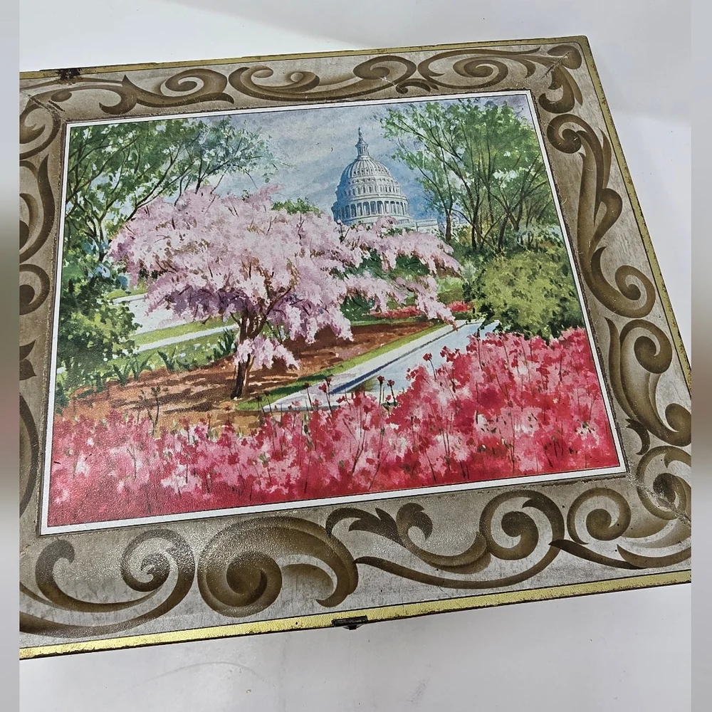 Vtg Sunshine biscuit tin box the capitol cherry trees lided scenery storage‎